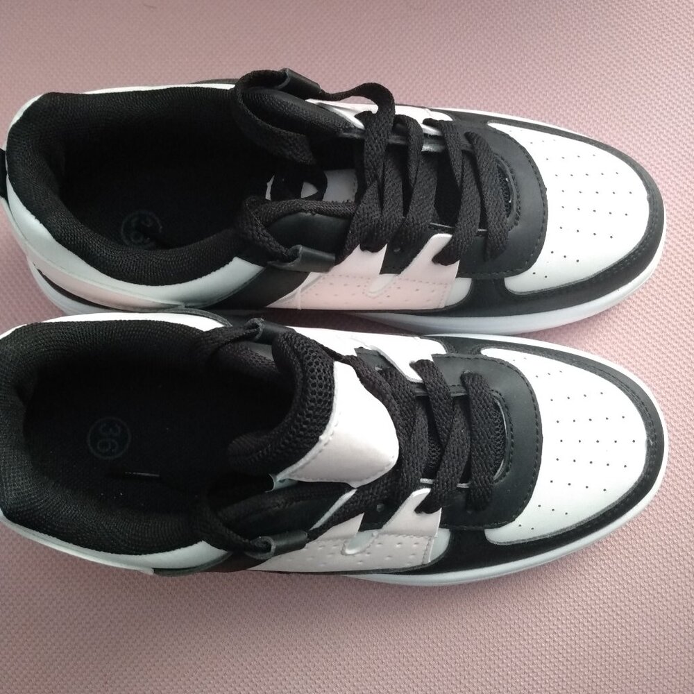 SHEIN Black and White Shoes size 6 in US (36 Europe)
